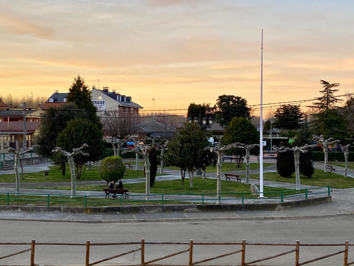 B&B Puente De Orbigo Hospital de Órbigo Dış mekan fotoğraf
